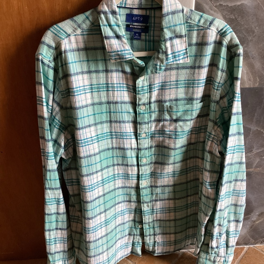 Apt. 9 Men's Green Plaid Shirt